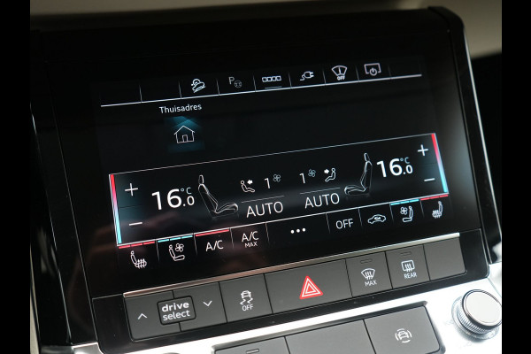 Audi Q8 e-tron 55 quattro S Line 114 kWh 408pk Dealer O.H | Trekhaak Afn. | Adaptive Cruise | Camera | Head Up | Matrix LED | Lederen Sportstoelen Memory & Ventilatie | Apple Carplay | Virtual | Stoelverwarming | Navigatie | DAB | 20"L.M |