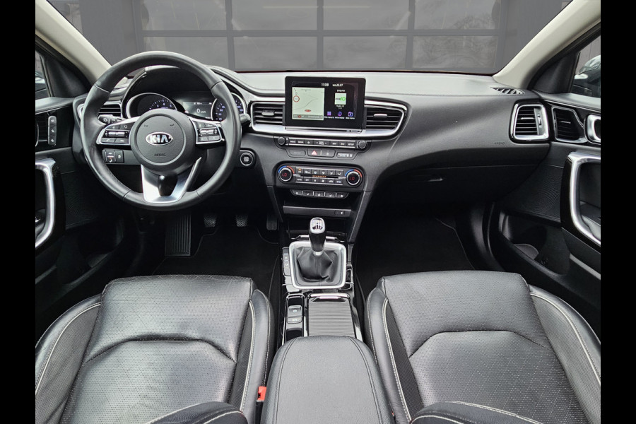 Kia Ceed 1.4 T-GDi ExecutiveLine | Navi | Pano | Trekhaak | Leer | Stoelverwarming | Keyless | Elek. stoelen |
