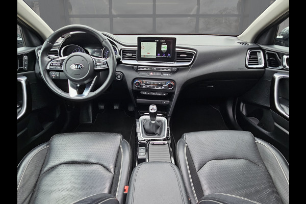 Kia Ceed 1.4 T-GDi ExecutiveLine | Navi | Pano | Trekhaak | Leer | Stoelverwarming | Keyless | Elek. stoelen |
