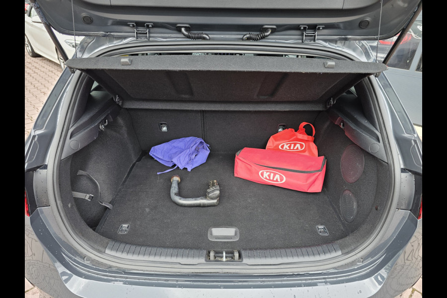 Kia Ceed 1.4 T-GDi ExecutiveLine | Navi | Pano | Trekhaak | Leer | Stoelverwarming | Keyless | Elek. stoelen |