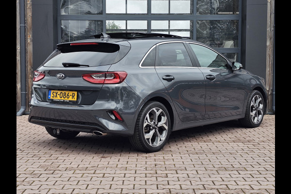 Kia Ceed 1.4 T-GDi ExecutiveLine | Navi | Pano | Trekhaak | Leer | Stoelverwarming | Keyless | Elek. stoelen |