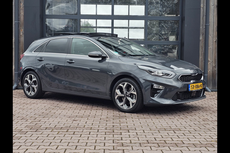 Kia Ceed 1.4 T-GDi ExecutiveLine | Navi | Pano | Trekhaak | Leer | Stoelverwarming | Keyless | Elek. stoelen |
