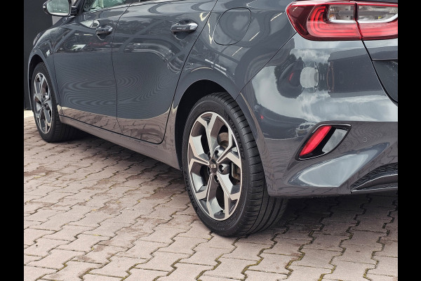 Kia Ceed 1.4 T-GDi ExecutiveLine | Navi | Pano | Trekhaak | Leer | Stoelverwarming | Keyless | Elek. stoelen |