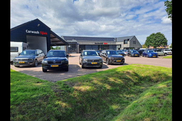 Kia Ceed 1.4 T-GDi ExecutiveLine | Navi | Pano | Trekhaak | Leer | Stoelverwarming | Keyless | Elek. stoelen |