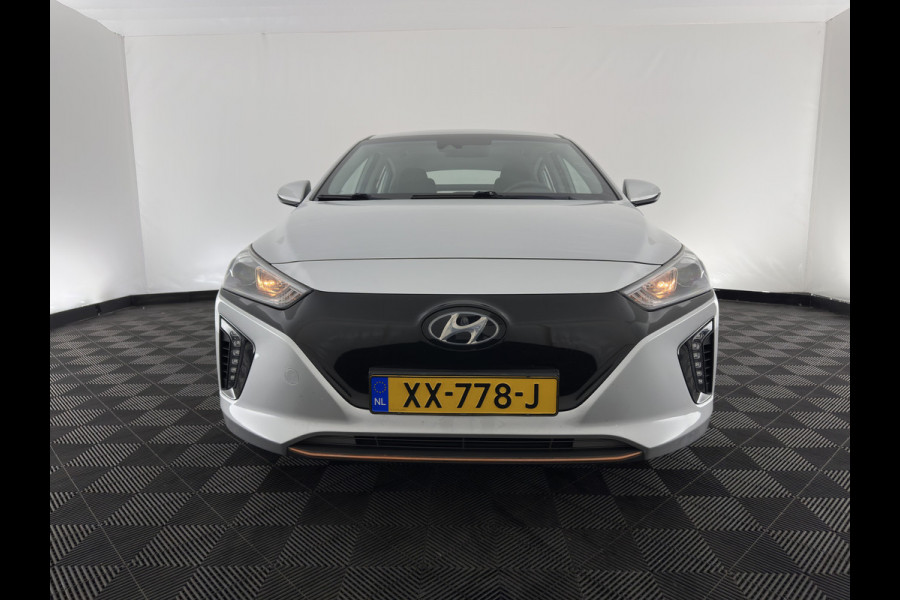 Hyundai IONIQ Comfort EV (INCL-BTW) Aut. *ADAPTIVE-CRUISE | DIGI-COCKPIT | SHIFTPADDLES | LANE-ASSIST | CCS-FASTLOADER | CRUISE | CAMERA | KEYLESS | DAB+ | NAVI-FULLMAP | ECC | PDC | 16"*
