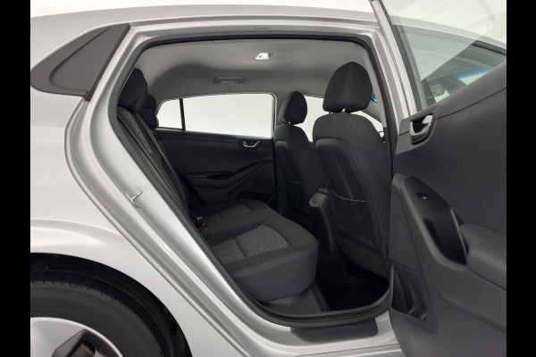 Hyundai IONIQ Comfort EV (INCL-BTW) Aut. *ADAPTIVE-CRUISE | DIGI-COCKPIT | SHIFTPADDLES | LANE-ASSIST | CCS-FASTLOADER | CRUISE | CAMERA | KEYLESS | DAB+ | NAVI-FULLMAP | ECC | PDC | 16"*
