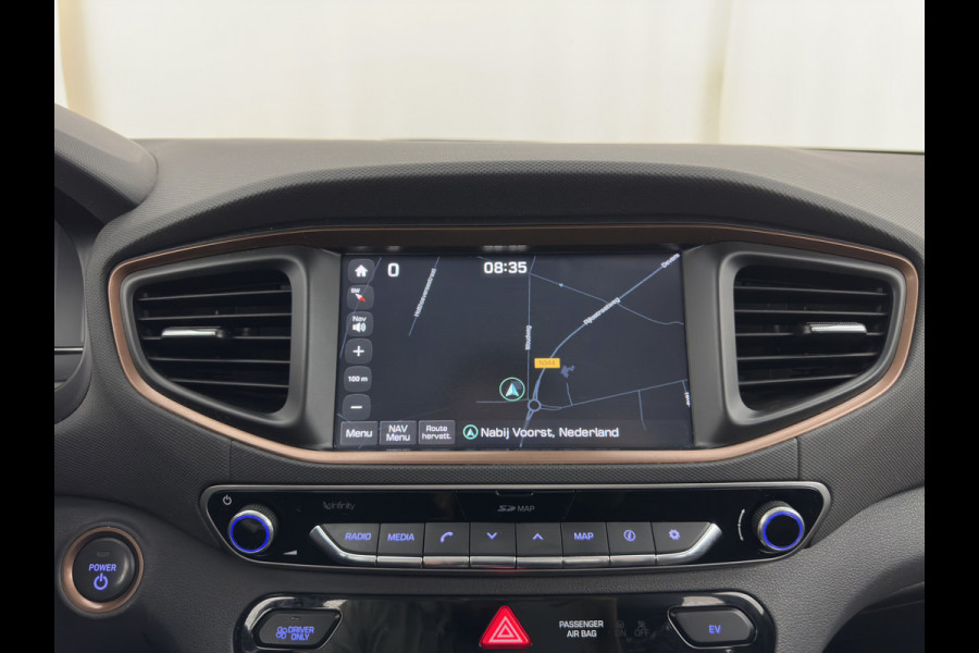 Hyundai IONIQ Comfort EV (INCL-BTW) Aut. *ADAPTIVE-CRUISE | DIGI-COCKPIT | SHIFTPADDLES | LANE-ASSIST | CCS-FASTLOADER | CRUISE | CAMERA | KEYLESS | DAB+ | NAVI-FULLMAP | ECC | PDC | 16"*