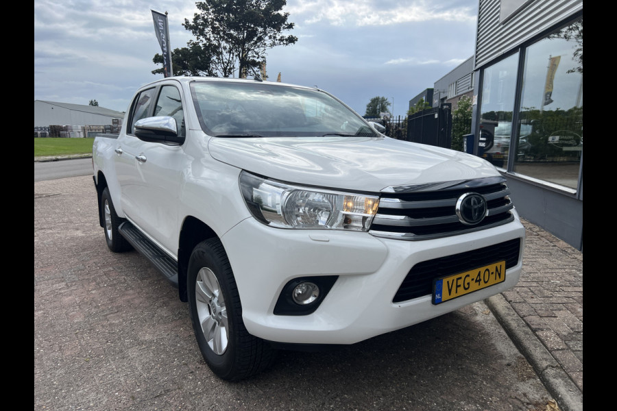 Toyota Hilux 2.4 D-4D-F Double Cab 5 persoons/Geel Kenteken