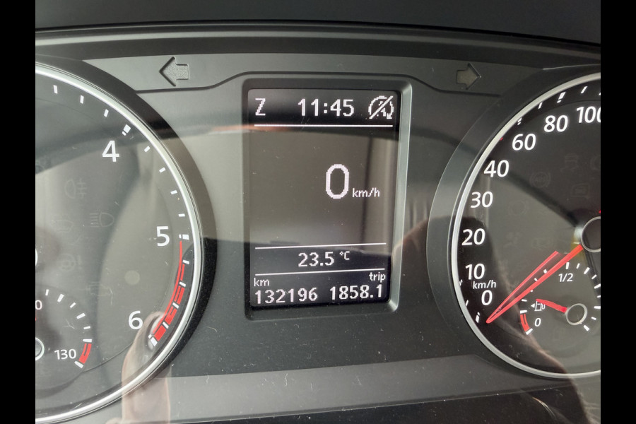 Volkswagen Transporter 2.0 TDI 150pk DSG automaat L2H1 DC 5 persoons Highline / vaste prijs rijklaar € 32.950 ex btw / lease vanaf € 538 / leer / cruise / airco / trekhaak 2500 kg / navigatie / euro 6 / bpm vrij !