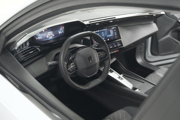 Peugeot 408 Hybrid 136 e-DCS6 Allure | 360 Camera | Adaptieve Cruise Control | Navigatie