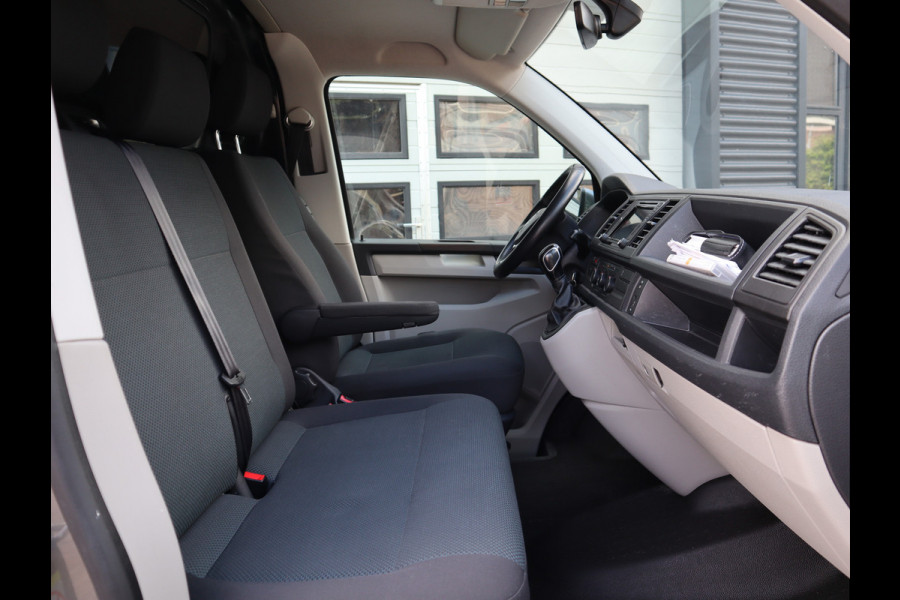 Volkswagen Transporter 2.0 TDI 150 pk DSG Automaat L2 Lang - Highline