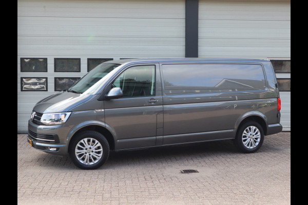 Volkswagen Transporter 2.0 TDI 150 pk DSG Automaat L2 Lang - Highline