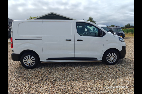 Opel Vivaro 1.5 CDTI L2H1 , Werkplaats inrichting , Euro 6 , 1e Eig. Camera , navi , cruise , in pracht staat.