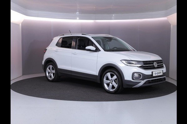 Volkswagen T-Cross 1.0 TSI Style 115pk 6bak| Navigatie| alarm| 17'LM-velgen | Extra getint glas