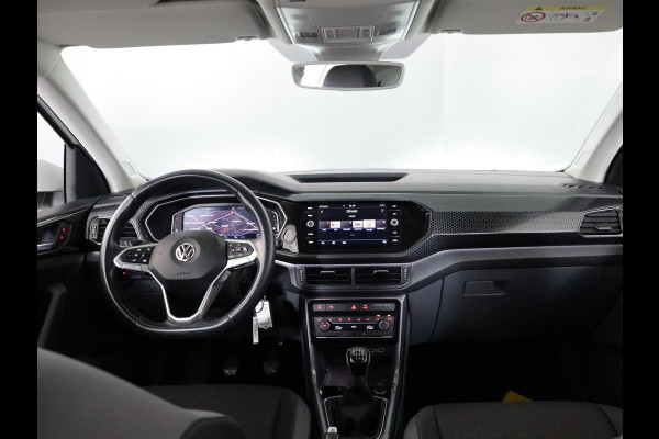 Volkswagen T-Cross 1.0 TSI Style 115pk 6bak| Navigatie| alarm| 17'LM-velgen | Extra getint glas