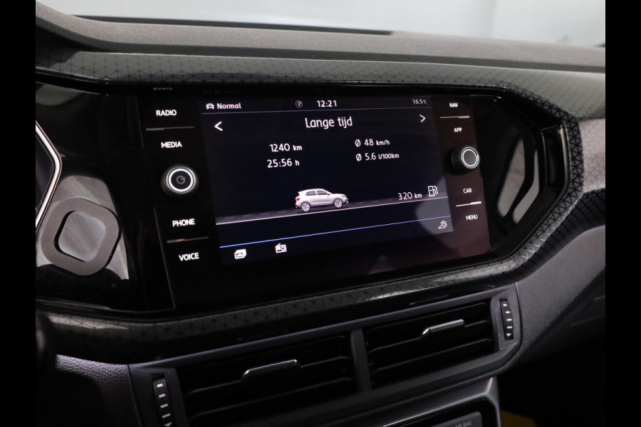 Volkswagen T-Cross 1.0 TSI Style 115pk 6bak| Navigatie| alarm| 17'LM-velgen | Extra getint glas