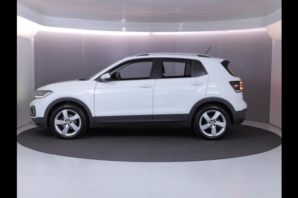 Volkswagen T-Cross 1.0 TSI Style 115pk 6bak| Navigatie| alarm| 17'LM-velgen | Extra getint glas