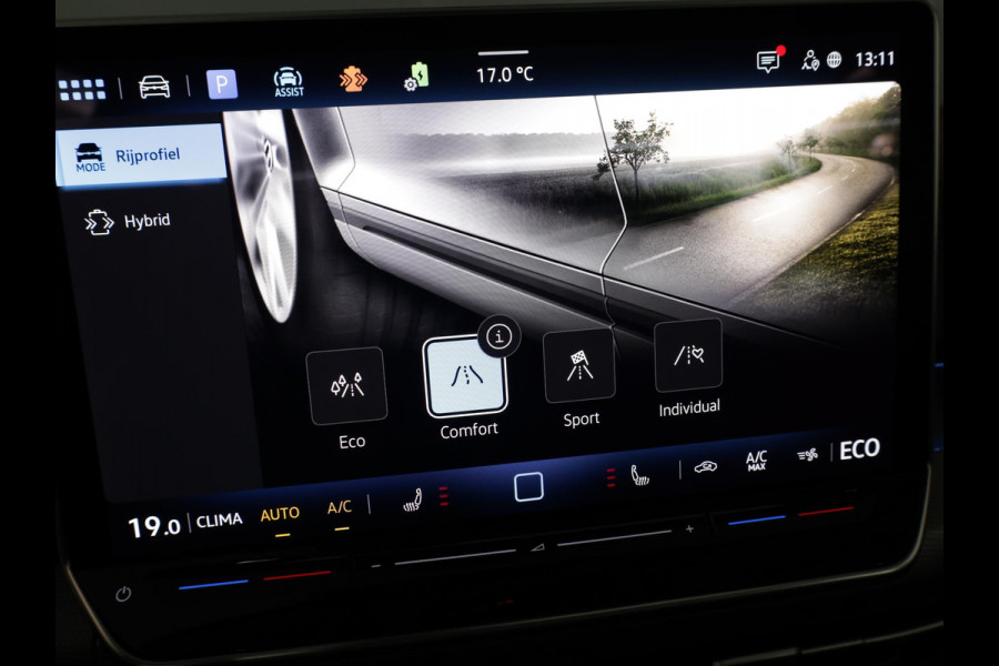 Volkswagen Golf 1.5 eHybrid Style Edition Navi| Pano.dak| el. trekhaak | Camera