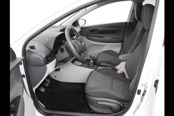 Hyundai Bayon 1.0 T-GDI Comfort | Virtual | Cruise control | Carplay | Park assist | DAB | Lane assist | Full LED | Camera