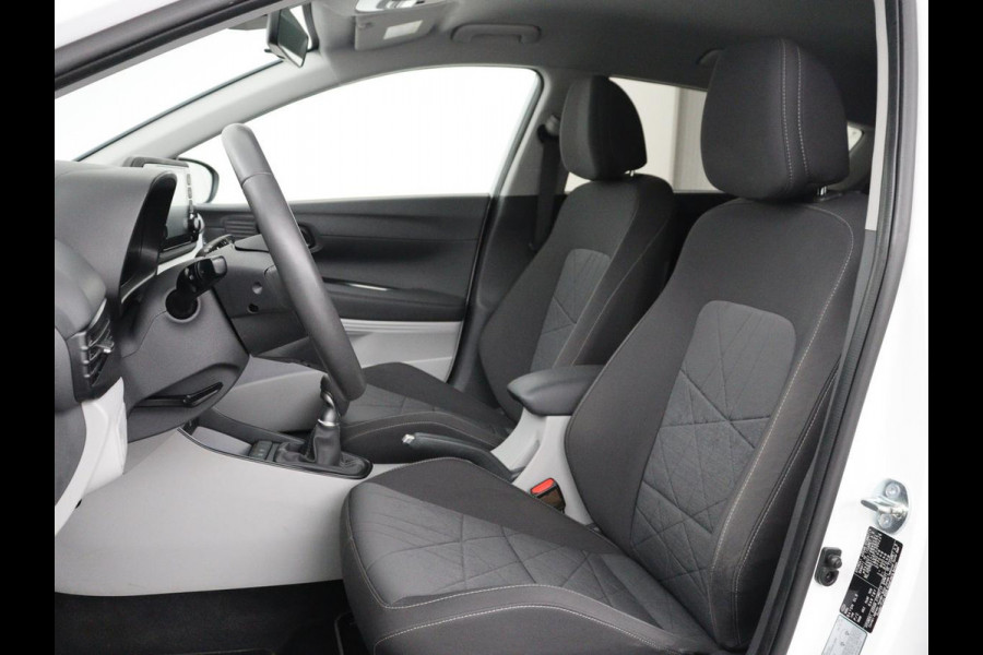 Hyundai Bayon 1.0 T-GDI Comfort | Virtual | Cruise control | Carplay | Park assist | DAB | Lane assist | Full LED | Camera