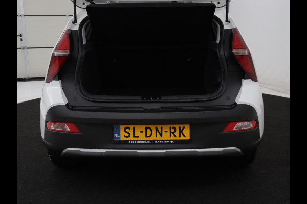 Hyundai Bayon 1.0 T-GDI Comfort | Virtual | Cruise control | Carplay | Park assist | DAB | Lane assist | Full LED | Camera