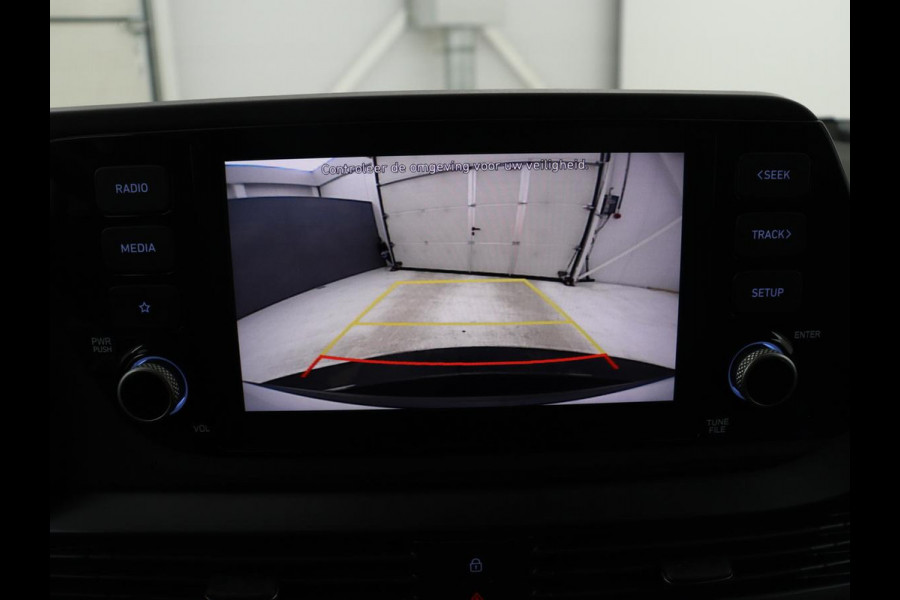 Hyundai Bayon 1.0 T-GDI Comfort | Virtual | Cruise control | Carplay | Park assist | DAB | Lane assist | Full LED | Camera