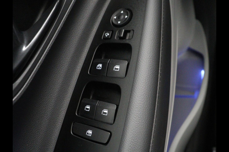 Hyundai Bayon 1.0 T-GDI Comfort | Virtual | Cruise control | Carplay | Park assist | DAB | Lane assist | Full LED | Camera
