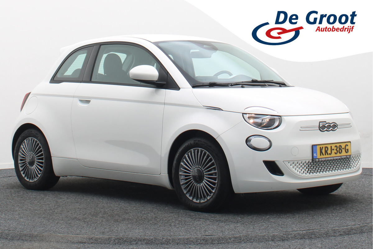 Fiat 500E Icon 42 kWh Virtual Cockpit, Cruise, Apple Carplay, Lane Assist, Climate, DAB, LED, 16''
