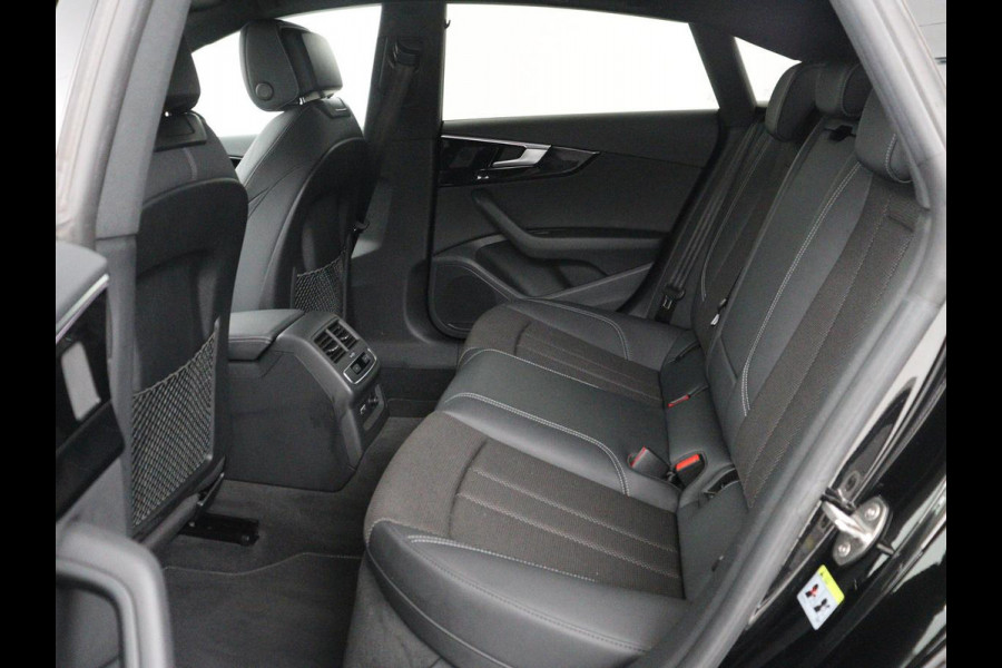 Audi A5 Sportback 40 TFSI S edition Competition | Virtual Cockpit | Climate control | Half Leder | Navigatie | Sfeerverlichting | Carplay | Full LED | Getint glas
