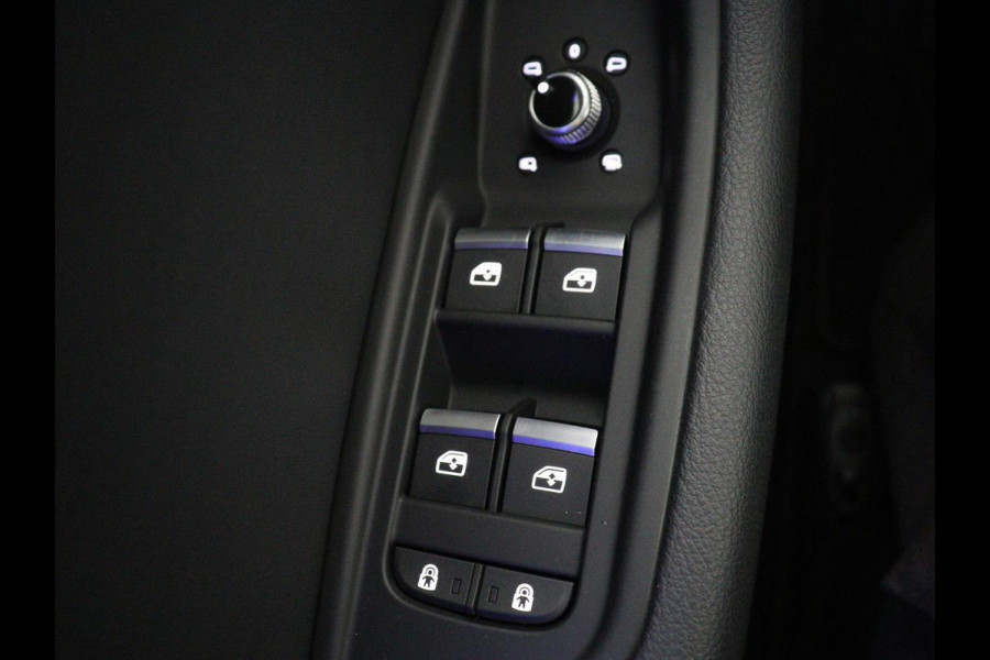 Audi A5 Sportback 40 TFSI S edition Competition | Virtual Cockpit | Climate control | Half Leder | Navigatie | Sfeerverlichting | Carplay | Full LED | Getint glas