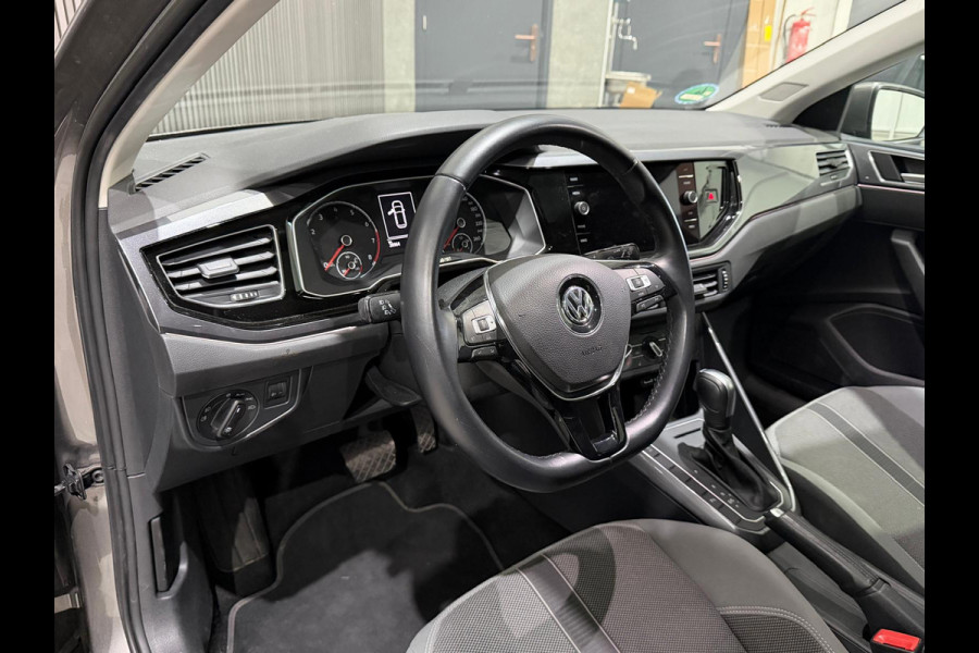 Volkswagen Polo 1.0 TSI Highline DSG / Pano / PDC / Carplay / Stoelverwarming