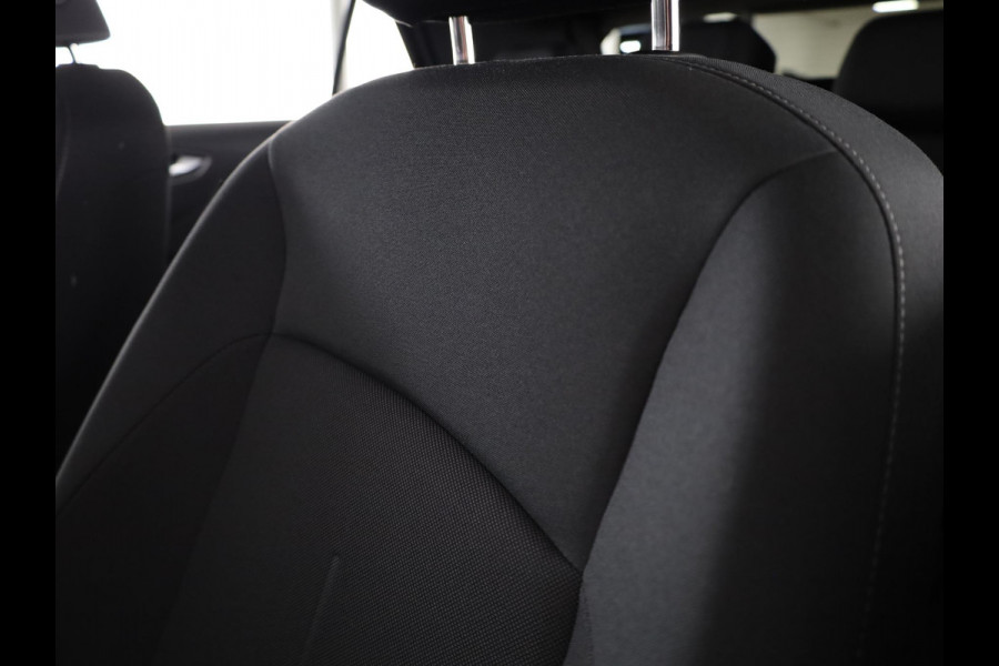 Volkswagen ID.3 Life 50 kWh accu 125 kW / 170 PK Hatchback Elektri Achteruitrijcamera | Carplay