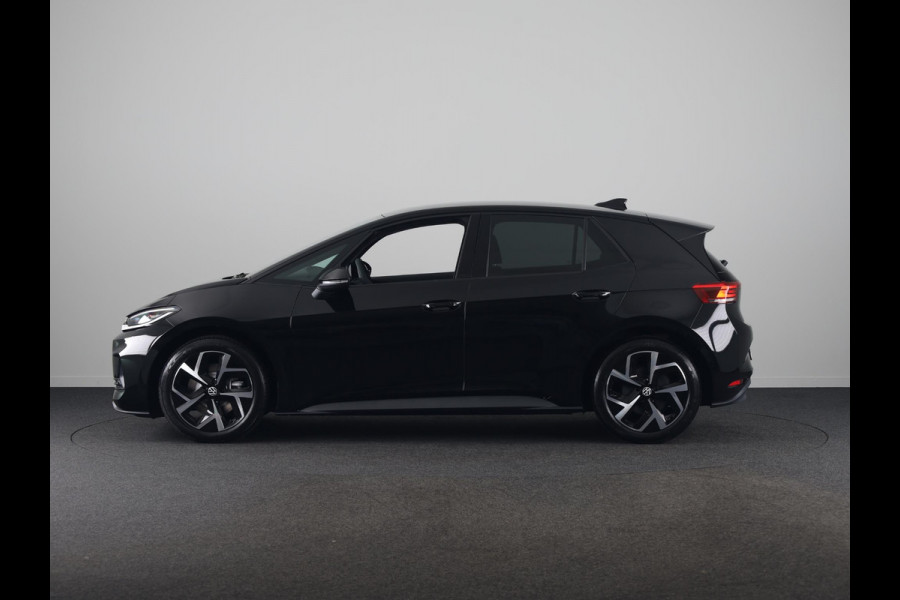 Volkswagen ID.3 Life 50 kWh accu 125 kW / 170 PK Hatchback Elektri Achteruitrijcamera | Carplay