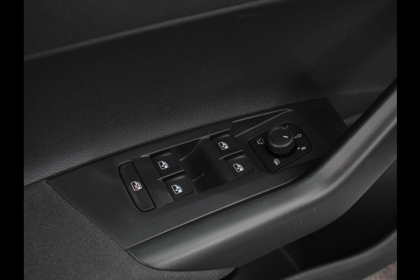 Volkswagen Polo 1.0 TSI Life Edition DSG Navigatie Apple Carplay/Android Auto Climate Control Parkeer sensoren Dab Lichtmetalen velgen