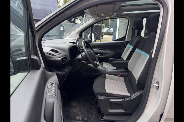 Citroën Berlingo 1.2 PureTech Shine | Panoramadak | Distributieriem vervangen | Camera | Navi by App | HUD | Climate Control