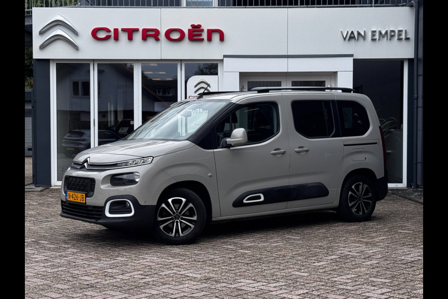 Citroën Berlingo 1.2 PureTech Shine | Panoramadak | Distributieriem vervangen | Camera | Navi by App | HUD | Climate Control