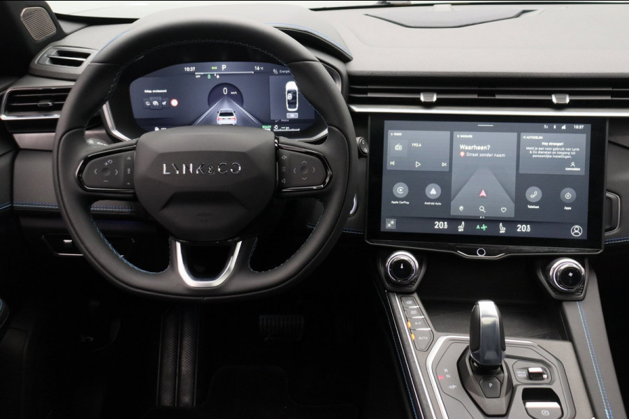 Lynk & Co 01 1.5 261PK Plug-in Hybrid *Zwarte Hemel* 360° Camera Pano/dak Apple/Carplay Adaptive/Cruise