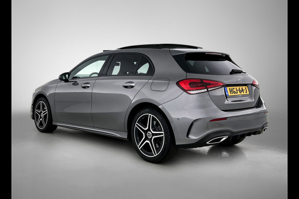 Mercedes-Benz A-Klasse 250 e AMG Plug-In Hybride | AMG-Line interieur | AMG- Line Exterieur | Achteruitrijcamera |  Panorama schuifkanteldak | Sfeerverlichting | Stoelverwarming | navigatie| 24 maanden Certified Mercedes-benz garantie