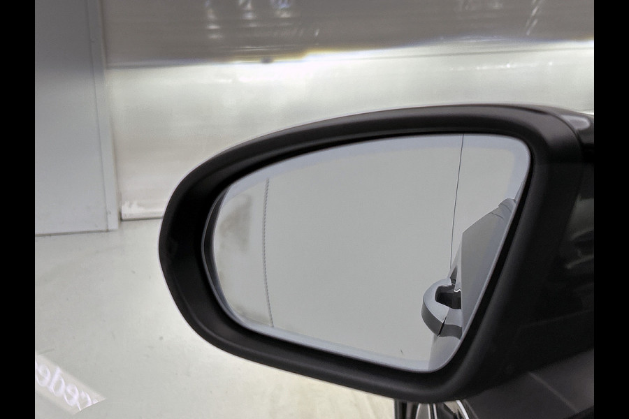 Mercedes-Benz A-Klasse 250 e AMG Plug-In Hybride | AMG-Line interieur | AMG- Line Exterieur | Achteruitrijcamera |  Panorama schuifkanteldak | Sfeerverlichting | Stoelverwarming | navigatie| 24 maanden Certified Mercedes-benz garantie