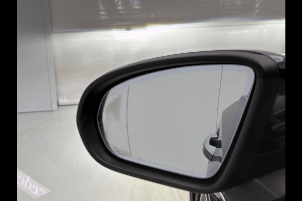 Mercedes-Benz A-Klasse 250 e AMG Plug-In Hybride | AMG-Line interieur | AMG- Line Exterieur | Achteruitrijcamera |  Panorama schuifkanteldak | Sfeerverlichting | Stoelverwarming | navigatie| 24 maanden Certified Mercedes-benz garantie