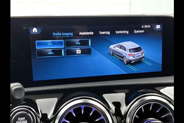 Mercedes-Benz A-Klasse 250 e AMG Plug-In Hybride | AMG-Line interieur | AMG- Line Exterieur | Achteruitrijcamera |  Panorama schuifkanteldak | Sfeerverlichting | Stoelverwarming | navigatie| 24 maanden Certified Mercedes-benz garantie