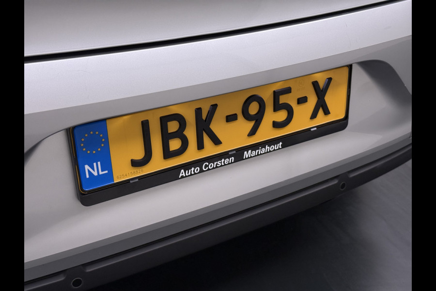 Renault Clio 1.6 E-Tech Hybrid Keyless Apple/Android Lane-dep. CruiseControl Usb Navi Regensensor Aut.Verlichting Isofix Ecc Pdc Dab Bordherkenning Elek.Ramen/Spiegels 140 Zen