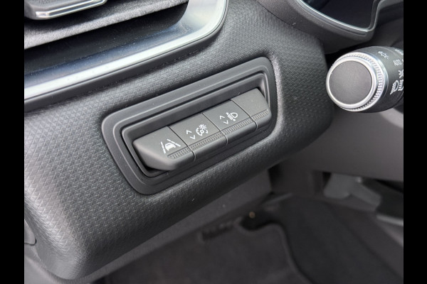 Renault Clio 1.6 E-Tech Hybrid Keyless Apple/Android Lane-dep. CruiseControl Usb Navi Regensensor Aut.Verlichting Isofix Ecc Pdc Dab Bordherkenning Elek.Ramen/Spiegels 140 Zen