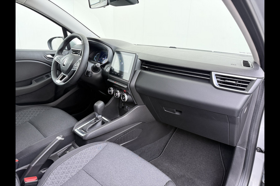 Renault Clio 1.6 E-Tech Hybrid Keyless Apple/Android Lane-dep. CruiseControl Usb Navi Regensensor Aut.Verlichting Isofix Ecc Pdc Dab Bordherkenning Elek.Ramen/Spiegels 140 Zen