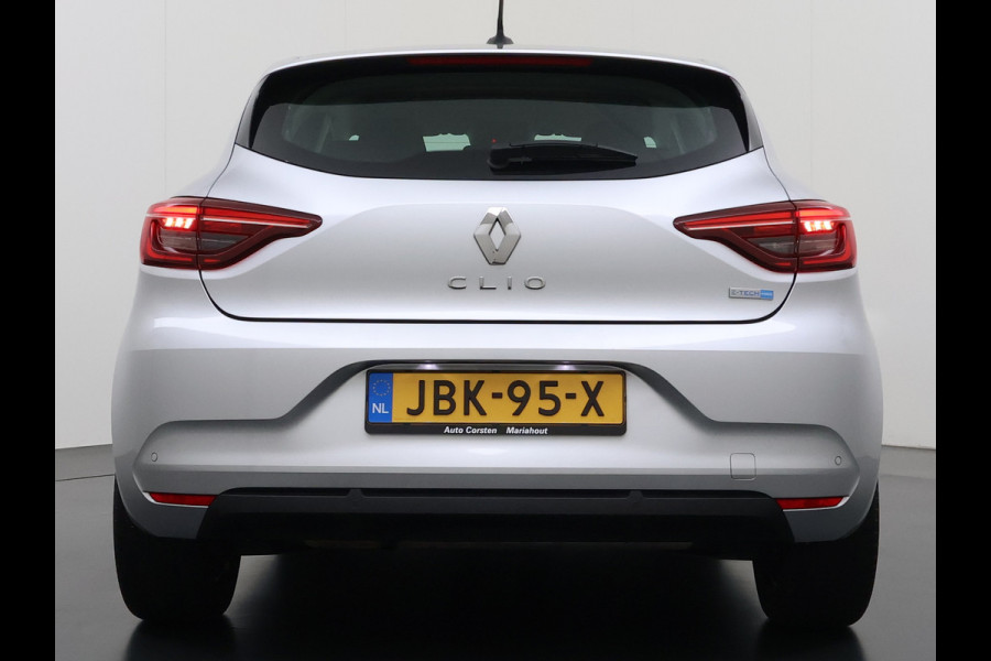 Renault Clio 1.6 E-Tech Hybrid Keyless Apple/Android Lane-dep. CruiseControl Usb Navi Regensensor Aut.Verlichting Isofix Ecc Pdc Dab Bordherkenning Elek.Ramen/Spiegels 140 Zen