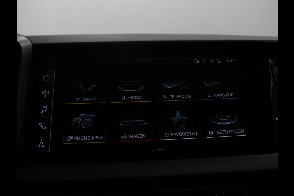 Audi A1 Sportback 30 TFSI S edition Climate control Cruise control Stoelverwarming Lichtmetalen velgen Navigatie Apple Carplay/ Android Auto Parkeersensoren