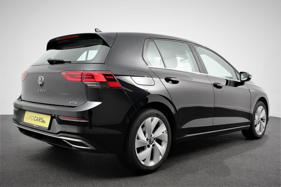 Volkswagen Golf 1.5 eTSI 150pk DSG Style Navigatie Climate Control Led Adaptieve Cruise Control Led Digitale Cockpit Extra getint glas Apple Carplay/ Android Auto