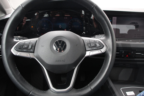 Volkswagen Golf 1.5 eTSI 150pk DSG Style Navigatie Climate Control Led Adaptieve Cruise Control Led Digitale Cockpit Extra getint glas Apple Carplay/ Android Auto