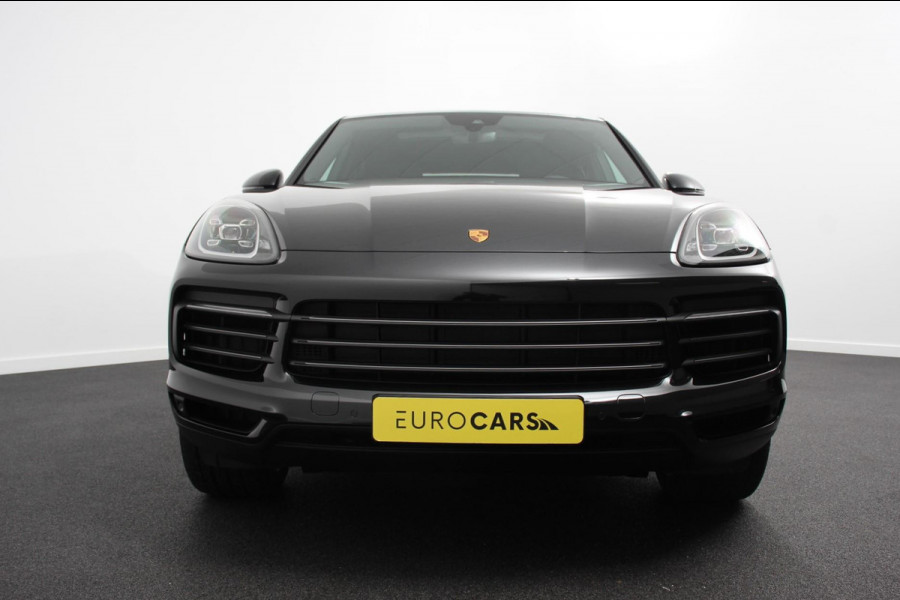 Porsche Cayenne Coupé 3.0 E-Hybrid 462pk Platinum Edition DEMO! Luchtvering Leder Panoramadak Camera Navigatie Elektrisch bedienbare achterklep Apple Carplay/ Android Auto Sfeerverlichting Cruise control