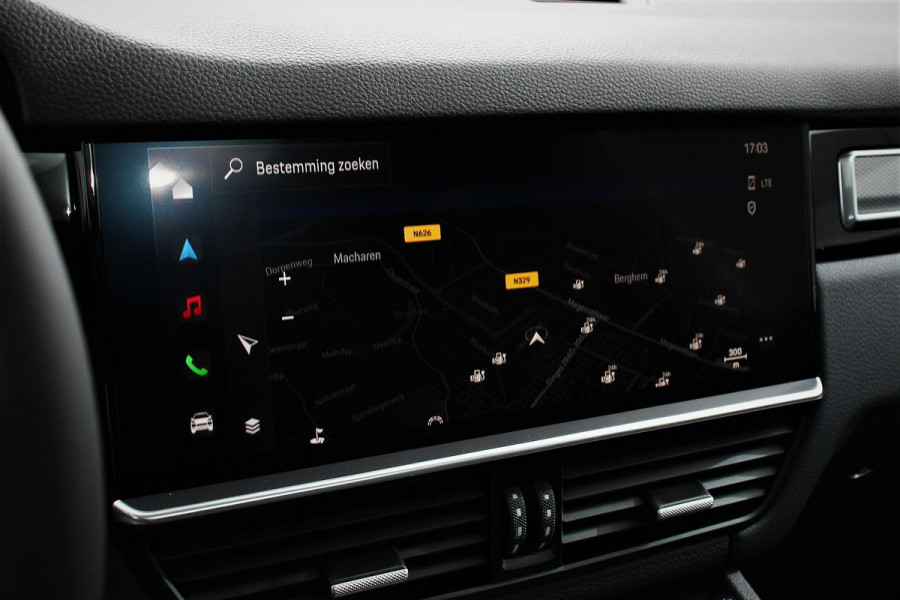 Porsche Cayenne Coupé 3.0 E-Hybrid 462pk Platinum Edition DEMO! Luchtvering Leder Panoramadak Camera Navigatie Elektrisch bedienbare achterklep Apple Carplay/ Android Auto Sfeerverlichting Cruise control